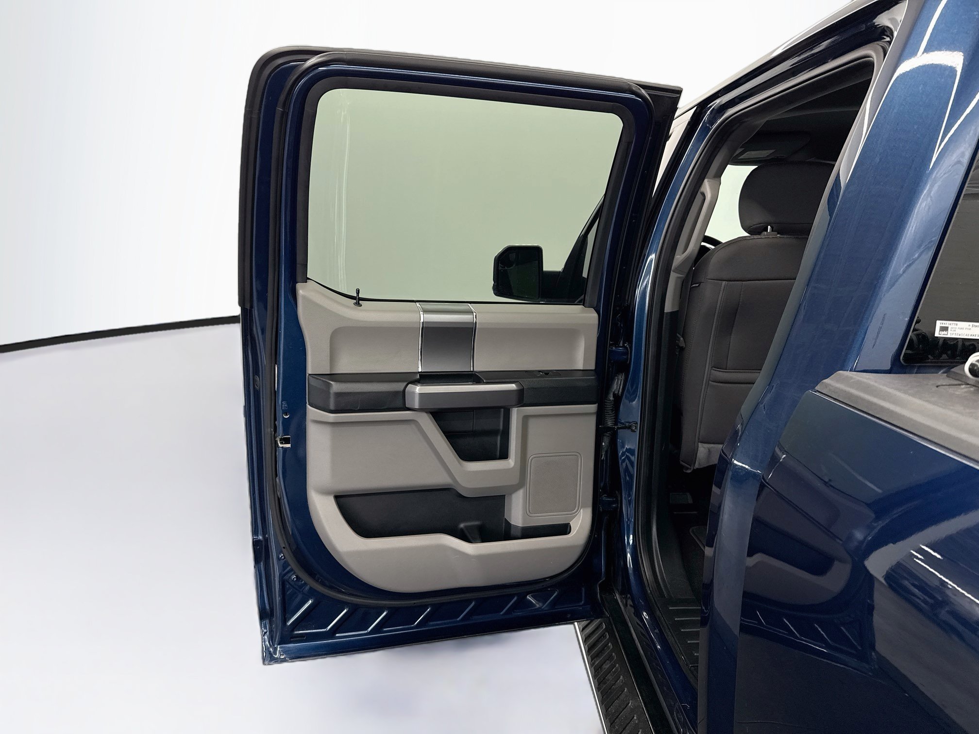 Used 2019 Ford F150 XLT w/ Equipment Group 302A Luxury RWD image 24