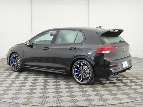 New 2026 Volkswagen Golf image 7