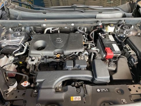 Used 2025 Toyota RAV4 LE AWD/4WD image 21