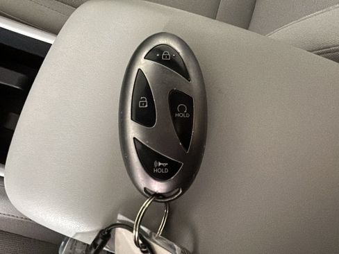 Used 2025 Hyundai Kona SEL AWD/4WD image 24