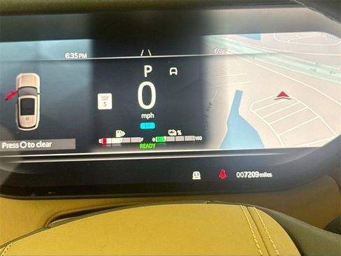 Certified 2025 Land Rover Range Rover SE image 12