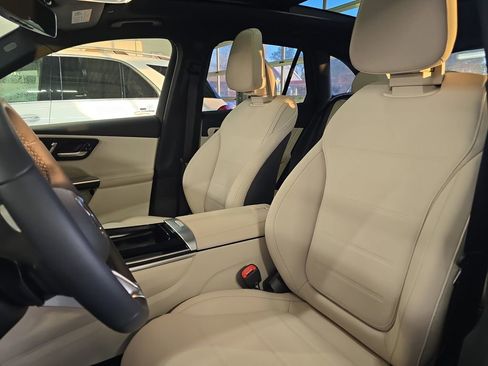 Certified 2024 Mercedes-Benz GLC 300 GLC 300 image 18