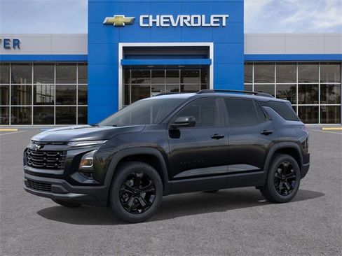 New 2026 Chevrolet Equinox LT image 2