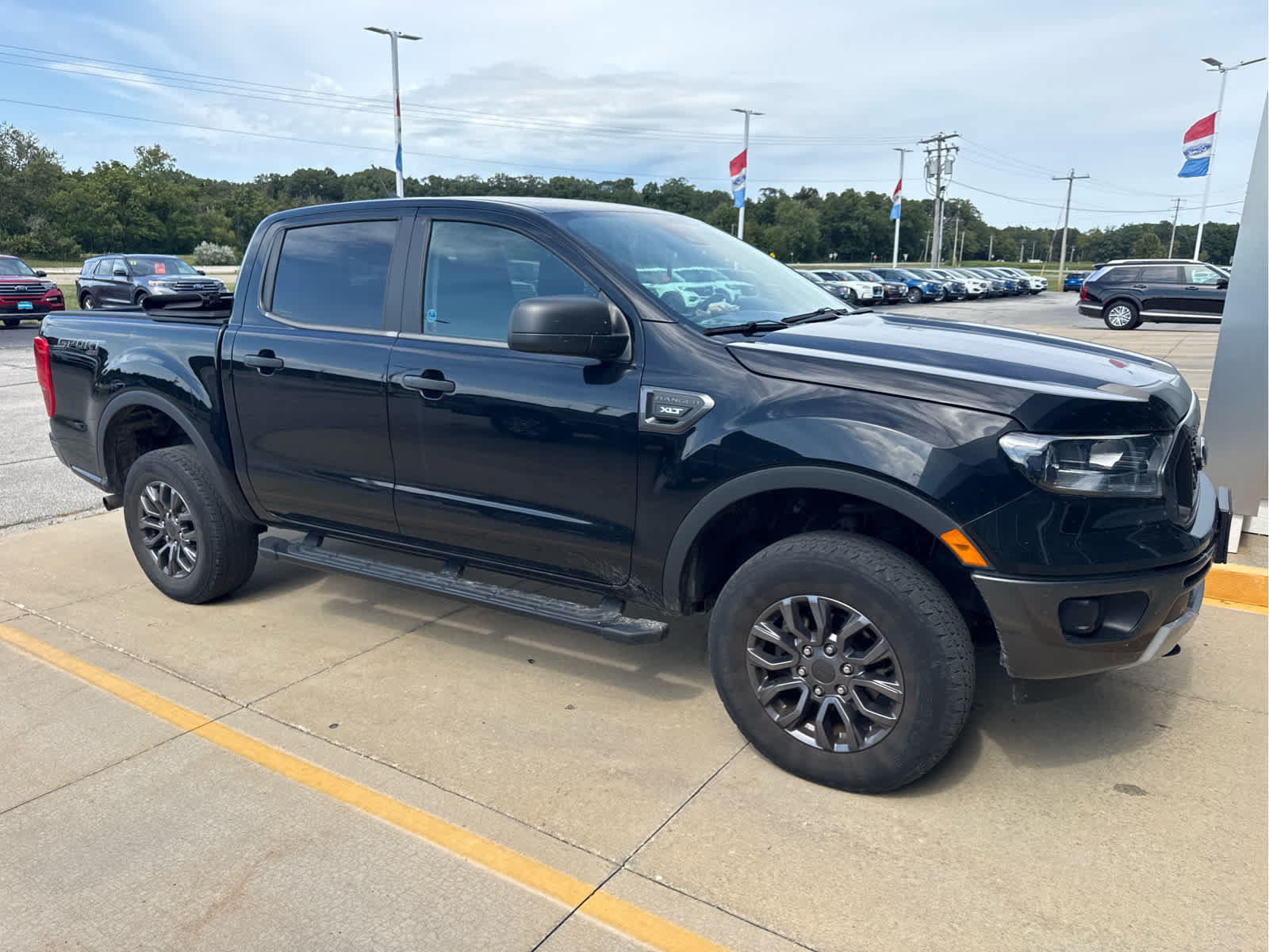 Used 2021 Ford Ranger XLT w/ Equipment Group 302A High AWD/4WD image 4