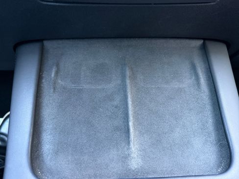 Used 2022 Tesla Model Y Performance image 31