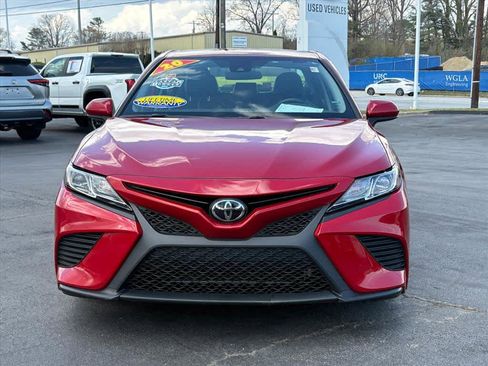 Used 2020 Toyota Camry SE image 25