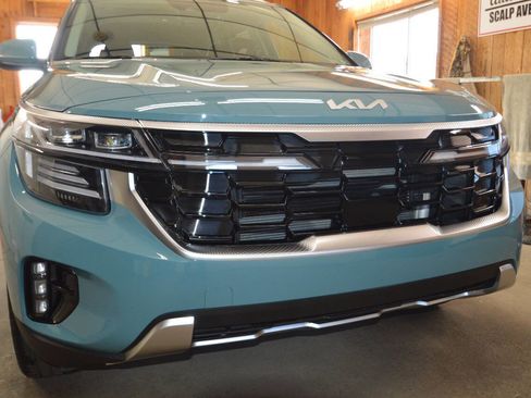 Used 2026 Kia Seltos SX w/ SX Sunroof Package image 4