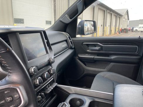 Used 2022 RAM 1500 Big Horn AWD/4WD image 16