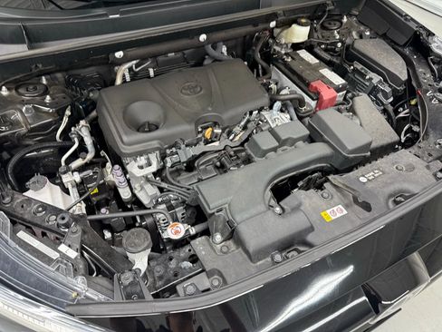 Used 2022 Toyota RAV4 XLE Premium image 48