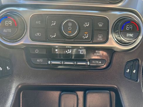 Used 2016 Chevrolet Tahoe LT image 5