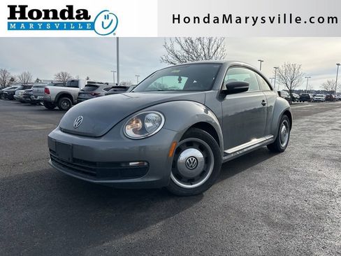 Used 2012 Volkswagen Beetle 2.5 image 1