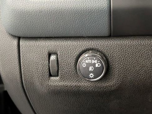 Used 2022 Chevrolet Colorado Z71 image 27