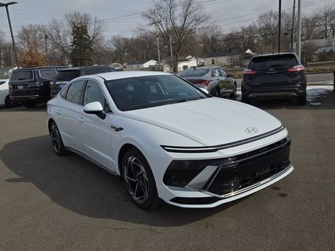 New 2026 Hyundai Sonata SEL image 4