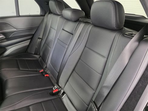 Used 2022 Mercedes-Benz GLE 450 4MATIC image 16