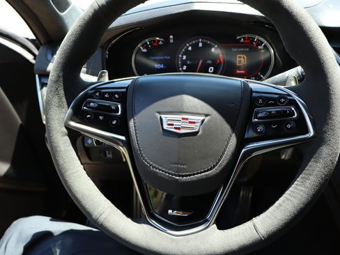 Used 2018 Cadillac CTS V w/ Carbon Fiber Package RWD image 25