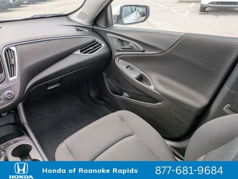 Used 2023 Chevrolet Malibu LS w/ Driver Confidence Package image 17