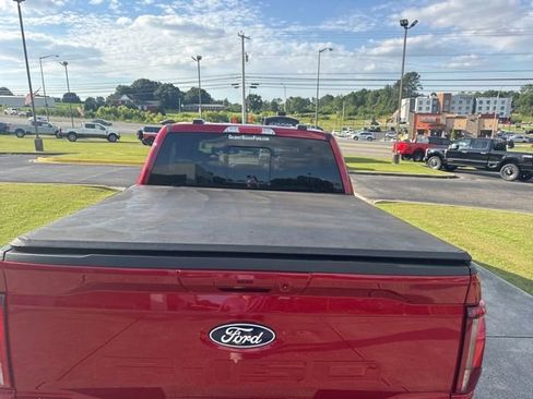 Used 2025 Ford F150 Lariat w/ Equipment Group 501A Mid AWD/4WD image 9