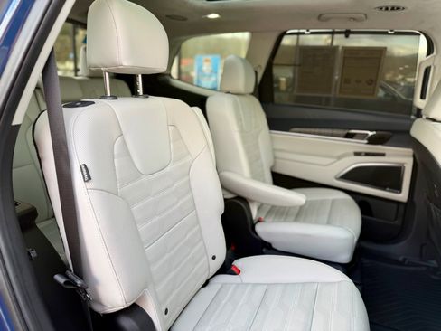 Used 2023 Kia Telluride SX Prestige image 40