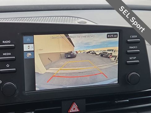 Certified 2025 Hyundai Elantra Sport FWD image 26
