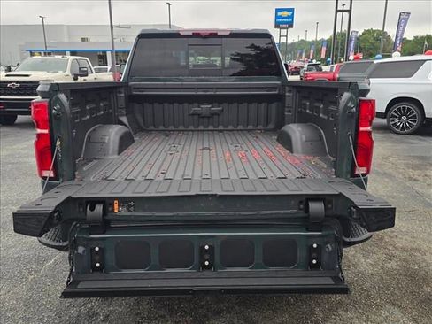 New 2026 Chevrolet Silverado 2500 ZR2 w/ LPO, Dark Essentials Package AWD/4WD image 29