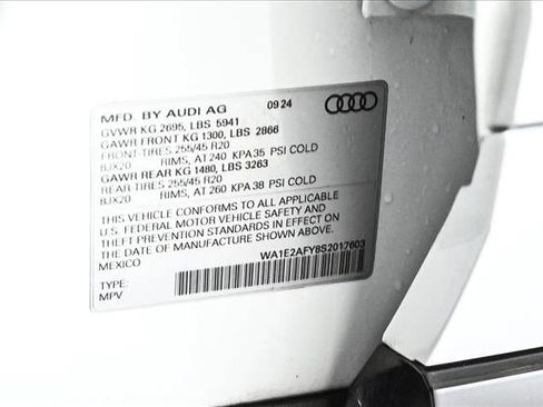 Certified 2025 Audi Q5 e Premium Plus w/ Premium Plus Package image 26