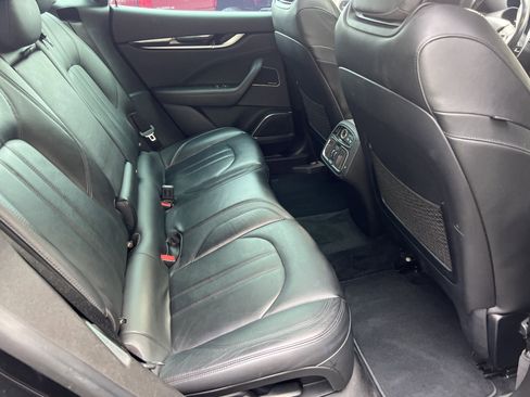 Used 2018 Maserati Levante GranSport image 15