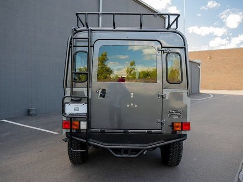 Used 1993 Land Rover Defender 110 AWD/4WD image 4
