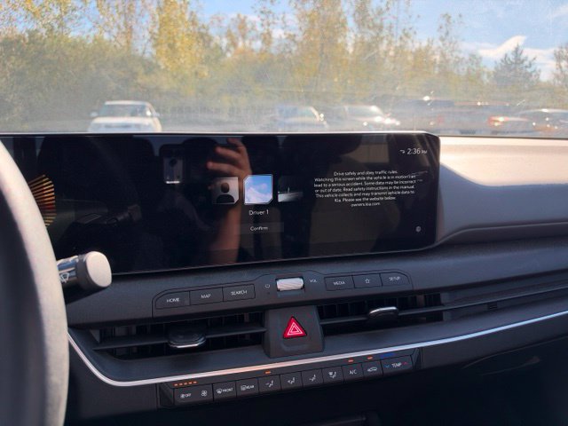 Certified 2025 Kia K4 FWD image 11