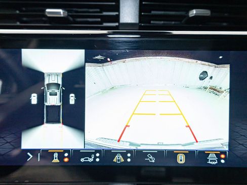 Used 2025 GMC Sierra 3500 Denali w/ Denali Reserve Package image 22