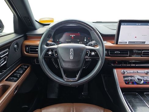 Used 2023 Lincoln Aviator Reserve w/ Elements Package Plus RWD image 12