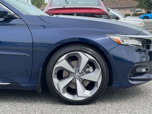 Used 2019 Honda Accord Touring image 35
