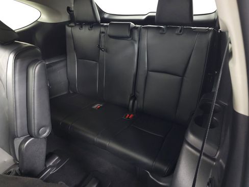 Used 2022 Toyota Highlander Platinum AWD/4WD image 37