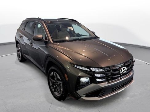 Used 2025 Hyundai Tucson SEL AWD/4WD image 7