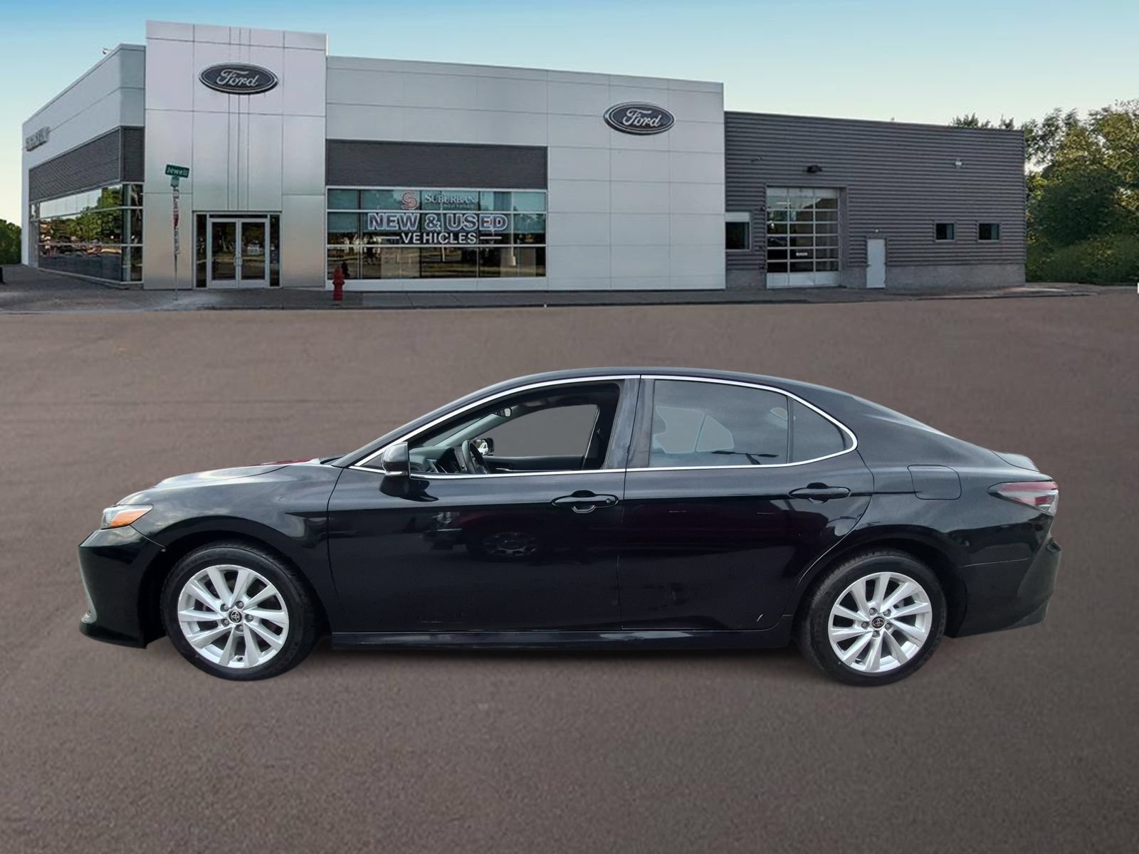 Used 2023 Toyota Camry LE FWD image 6