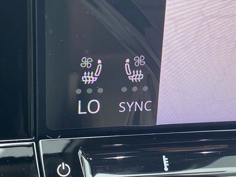 New 2026 Volkswagen Atlas SE FWD image 10