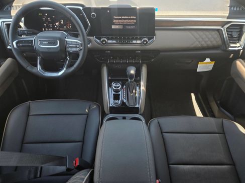 New 2026 GMC Canyon Denali AWD/4WD image 9