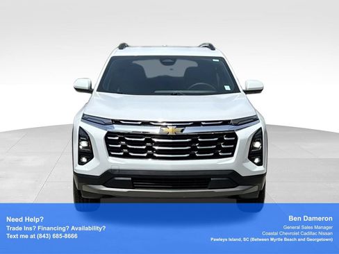 Used 2025 Chevrolet Equinox LT w/ Convenience Package II FWD image 2