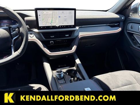 Certified 2025 Ford Explorer ST AWD/4WD image 11