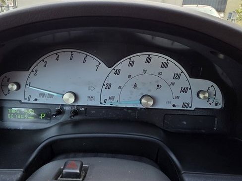 Used 2002 Ford Thunderbird image 19