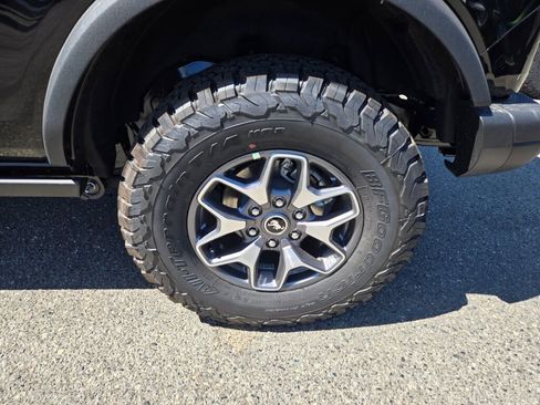 New 2025 Ford Bronco Badlands AWD/4WD image 9