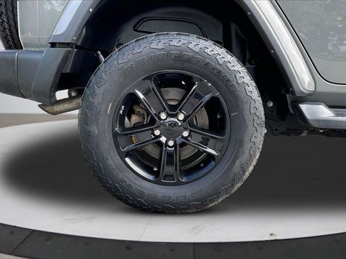 Certified 2022 Jeep Wrangler Unlimited Sahara AWD/4WD image 37