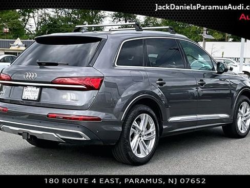 Used 2023 Audi Q7 2.0T Premium w/ Convenience Package AWD/4WD image 2