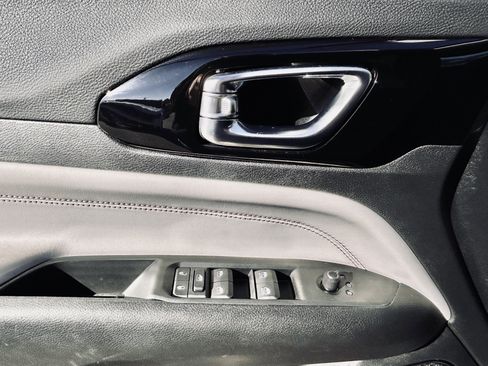 Used 2022 Jeep Compass Limited image 20