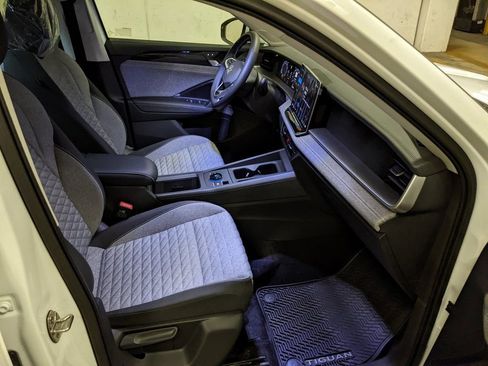 New 2026 Volkswagen Tiguan S FWD image 21