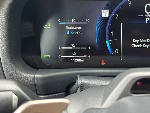 Used 2025 Lexus LX 600 4WD w/ Appearance Package image 36