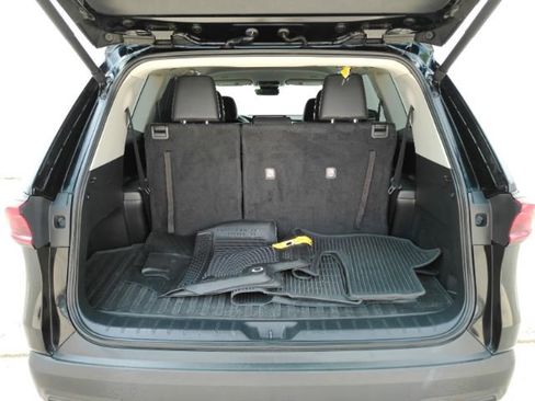 Used 2024 Toyota Grand Highlander XLE image 27