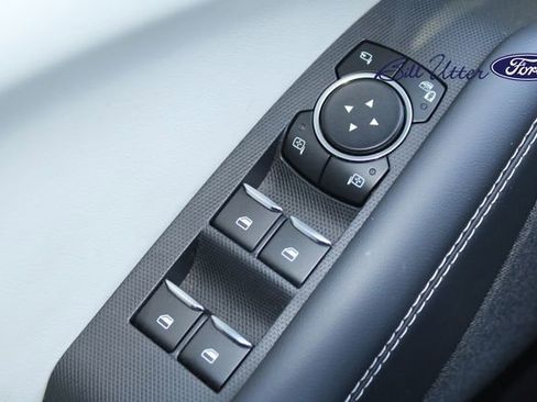 Used 2023 Ford Mustang Mach-E Premium image 21