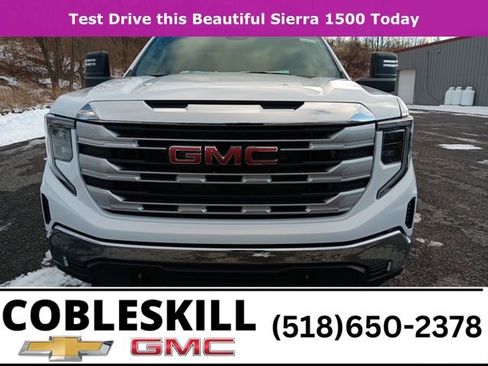 New 2026 GMC Sierra 1500 SLE w/ Max Trailering Package image 8