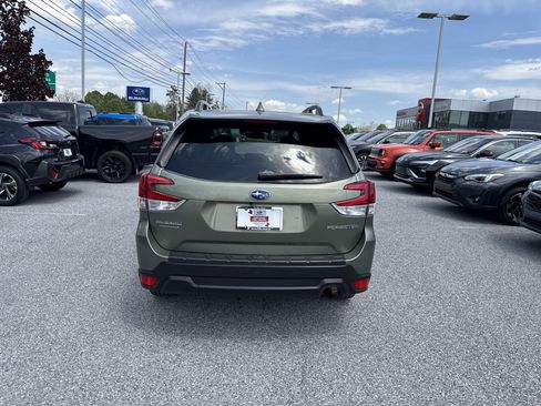 Used 2021 Subaru Forester Premium AWD/4WD image 24