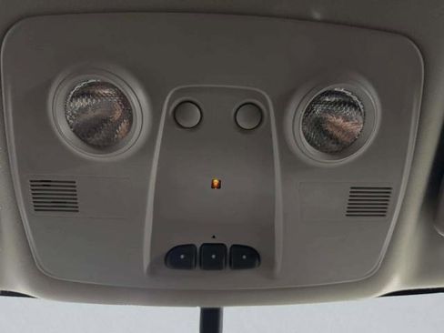 Used 2011 Buick Enclave CX FWD image 29